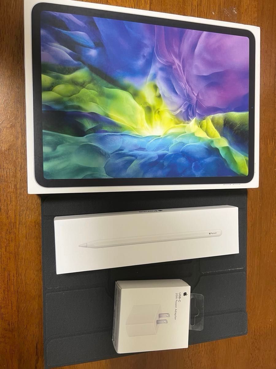 この日だけ】 【美品 】 iPad Pro 11インチ第2世代 256GB Apple この日だけ】 【美品 】 iPad Pro 11インチ第2世代 256GB Apple
