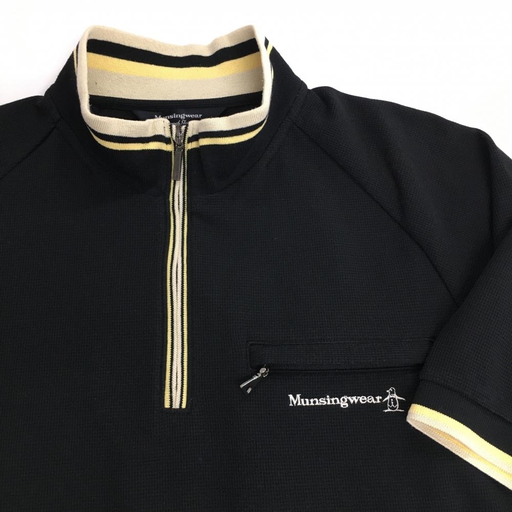 マンシングウェア 半袖ハイネックシャツ 黒×イエロー 凸凹生地 ハーフジップ メンズ Ｌ ゴルフウェア Munsingwear_画像3