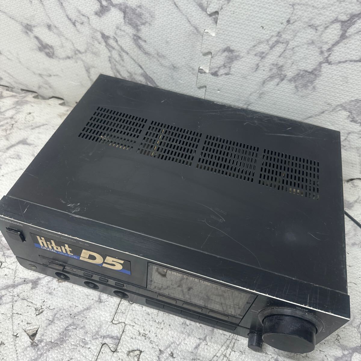 MYM4-203 激安 Panasonic DIGITAL INTEGRATED AMPLIFIER SU-D5 アンプ 通電OK 中古現状品 ※3回再出品で処分の画像4