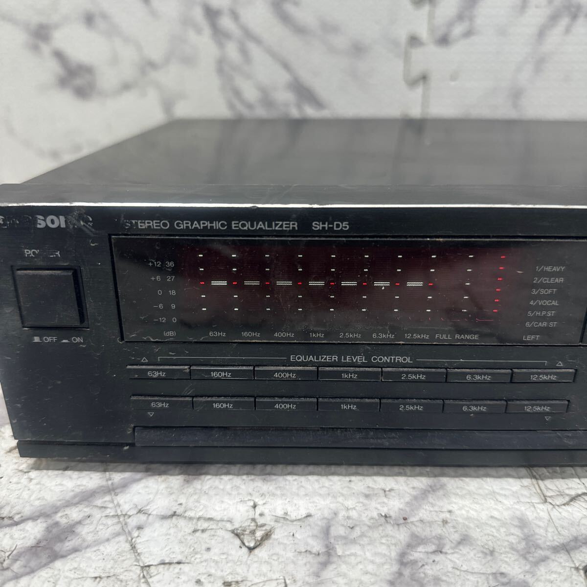 MYM4-204 激安 Panasonic STEREO GRAPHIC EQUALIZER SH-D5 グラフィックイコライザー 通電OK 中古現状品 ※3回再出品で処分の画像2