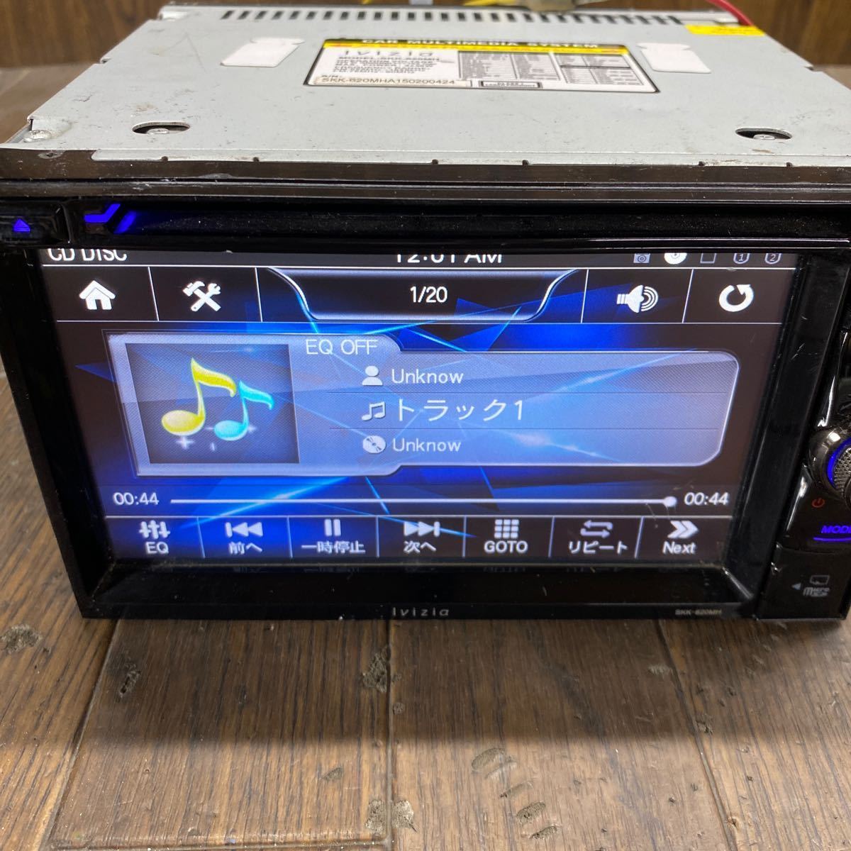 AV2-483 激安 カーステレオ Ivizia イニツィア イノベイティブ SKK-620MH CD DVD SD AUX HDMI 本体のみ 簡易動作確認済み 中古現状品_画像2