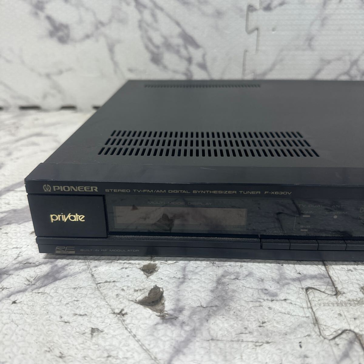 MYM4-337 激安 PIONEER STEREO TV-FM/AM DIGITAL SYNTHESIZER TUNER F-X630V チューナー 動作未確認 中古現状品 ※3回再出品で処分の画像2