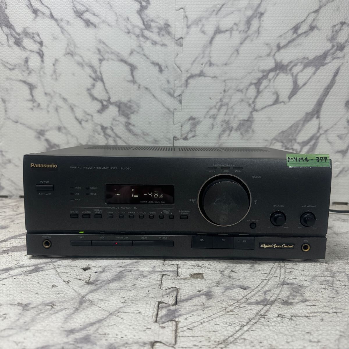 MYM4-379 激安 Panasonic DIGITAL INTEGRATED AMPLIFIER SU-D50 アンプ 通電OK 中古現状品 ※3回再出品で処分の画像1