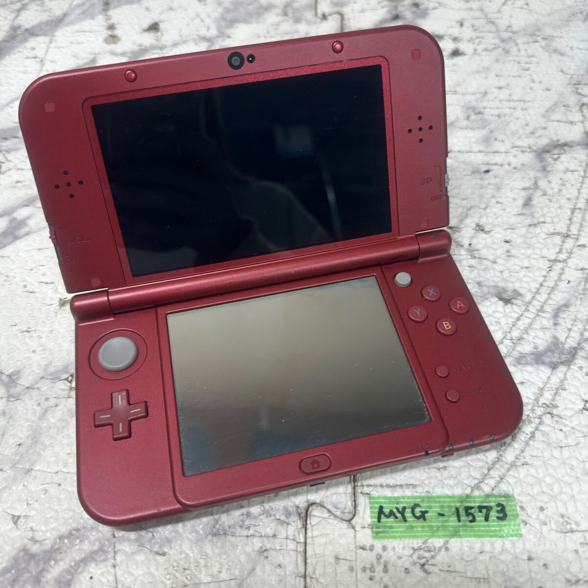 MYG-1573 激安 ゲー厶機 本体 New Nintendo 3DS LL 動作未確認 ジャンク 同梱不可の画像1