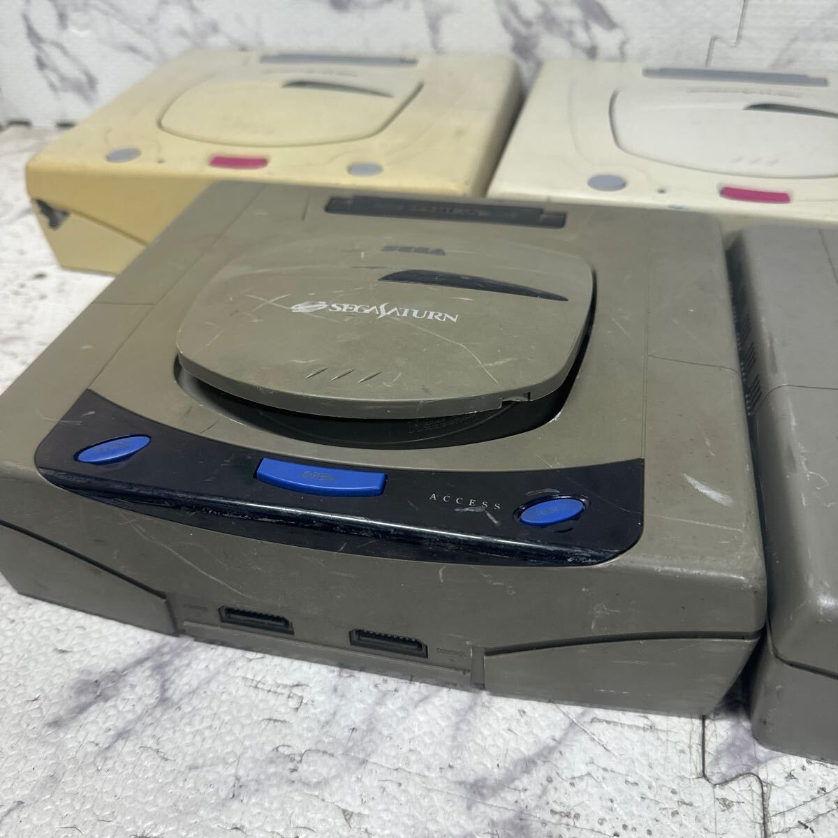 MYG-1677 激安 ゲー厶機 SEGA SEGASATURN 本体 5台 通電OK セガサターン レトロゲーム ジャンク 同梱不可の画像3