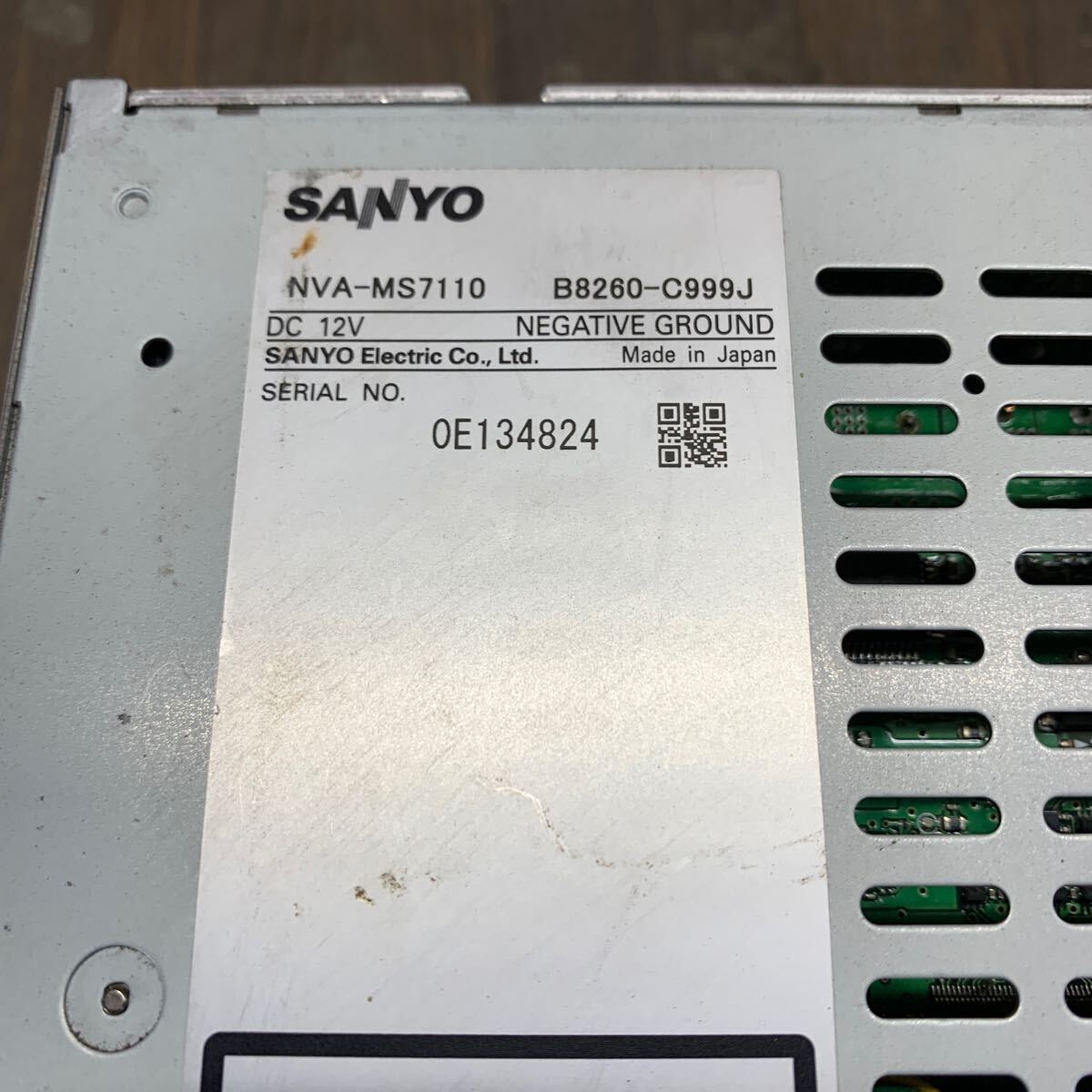 AV4-631 激安 カーナビ 日産 SANYO MS110-A NVA-MS7110 B8260-C999J 0E134824 メモリーナビ CD SD 本体のみ 簡易動作確認済 中古現状品_汚れあり