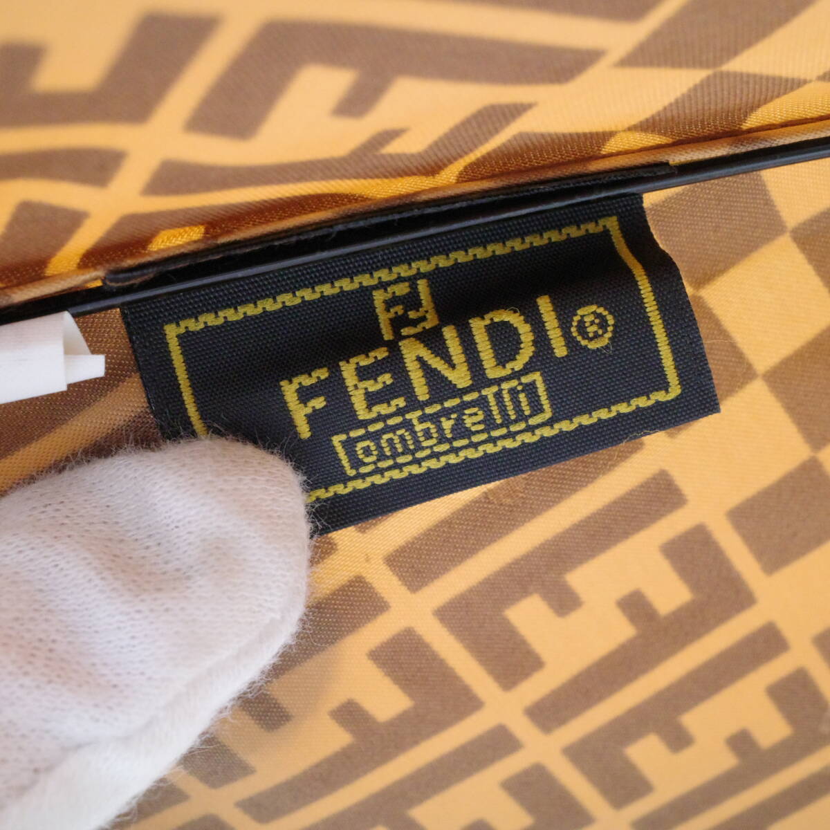 FENDI フェンディ ズッカ アンブレラ 折り畳み 傘 茶 ブラウン 全長23.5cmの画像6
