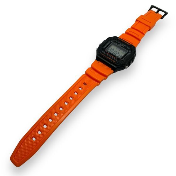 ■稼働品・極美品・良品 CASIO カシオ W-218H オレンジｘブラック デジタル文字盤 チープカシオ スクエア 腕時計の画像7