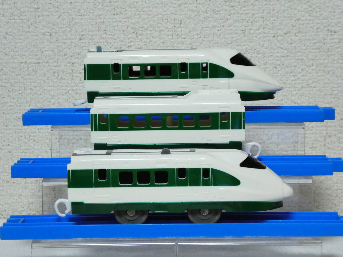 プラレール『限定品 200系カラー新幹線 E2系 J66編成 後尾車連結仕様 清掃・整備・動作確認済み 中古品』_画像3