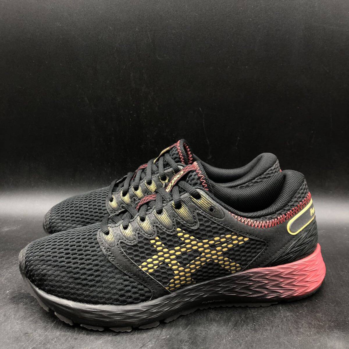 M2699 美品 asics アシックス Road Hawk FF 2 ランニングシューズ スニーカー メンズ US6.5/25.5cm ブラック ゴールド 1011A590-001の画像4