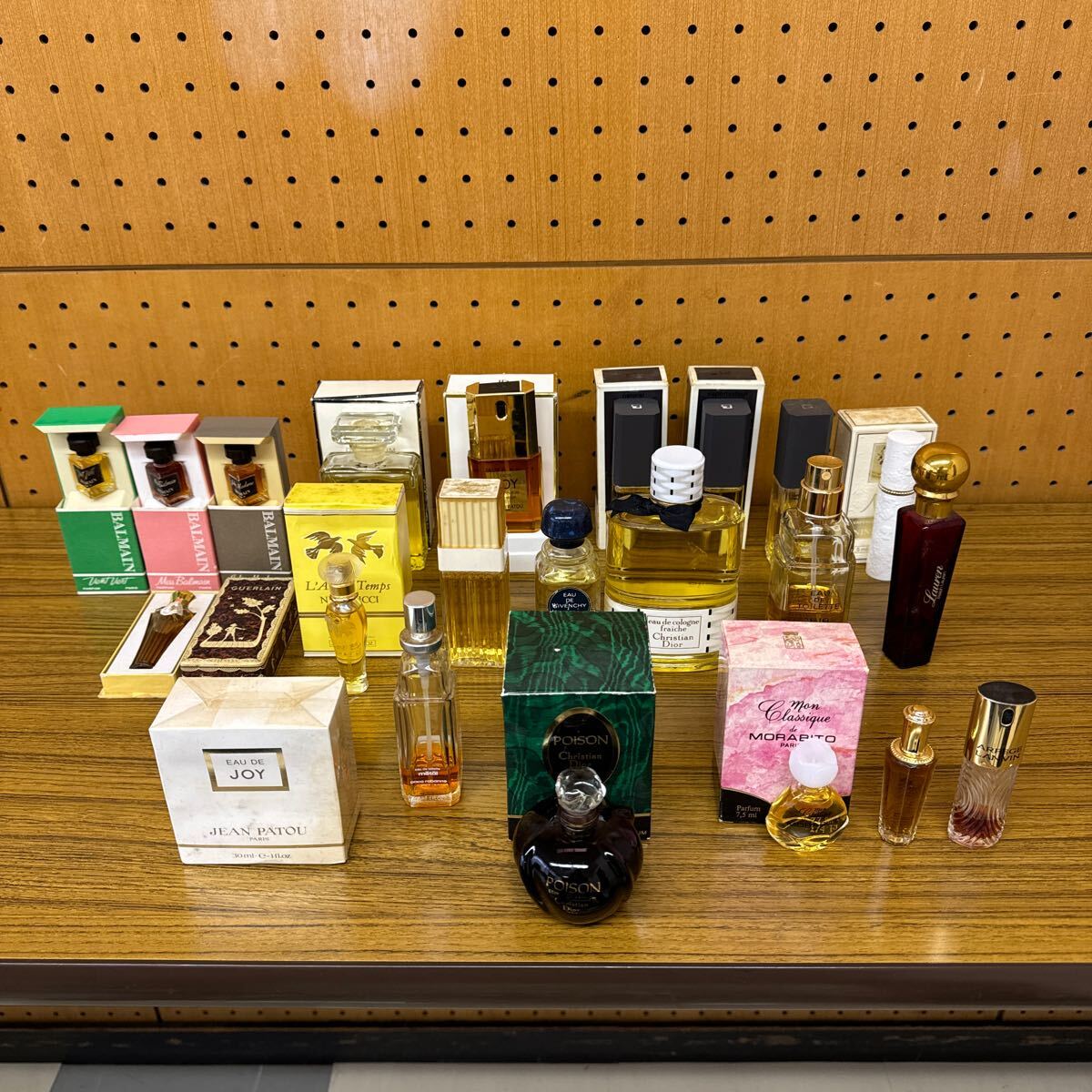 12 Christian Dior POISON クリスチャン ディオール プワゾン CHANEL No.19 JEAN PATOU ジャン パトゥ JOY ジョイ 香水 色々 まとめて_画像1