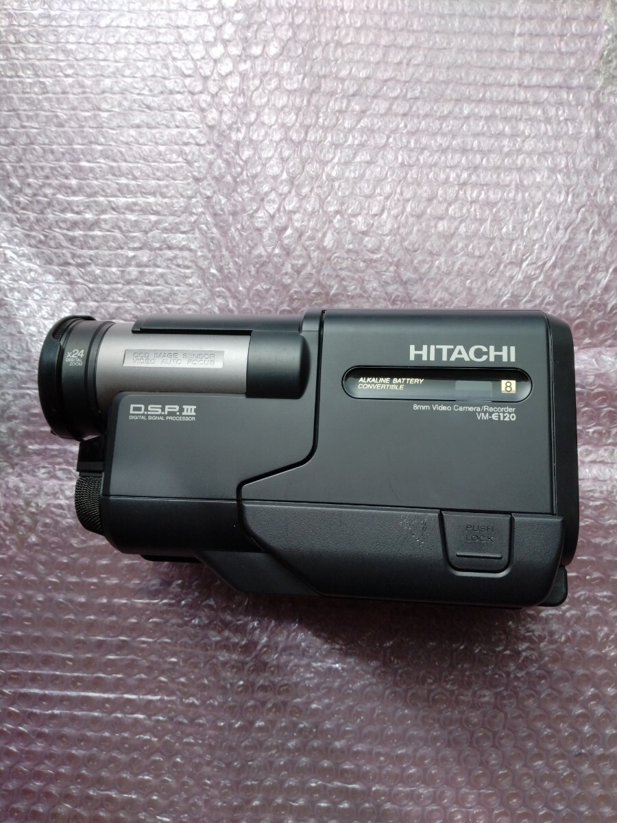 HITACHI 8mm ビデオカメラ VM-E120の画像1