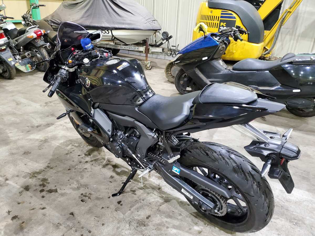 格安　RM39J　YZF-R7　R7　セル始動　R4年　車検R7年2月　33598ｋｍ　セル始動　YZFR7　_画像5