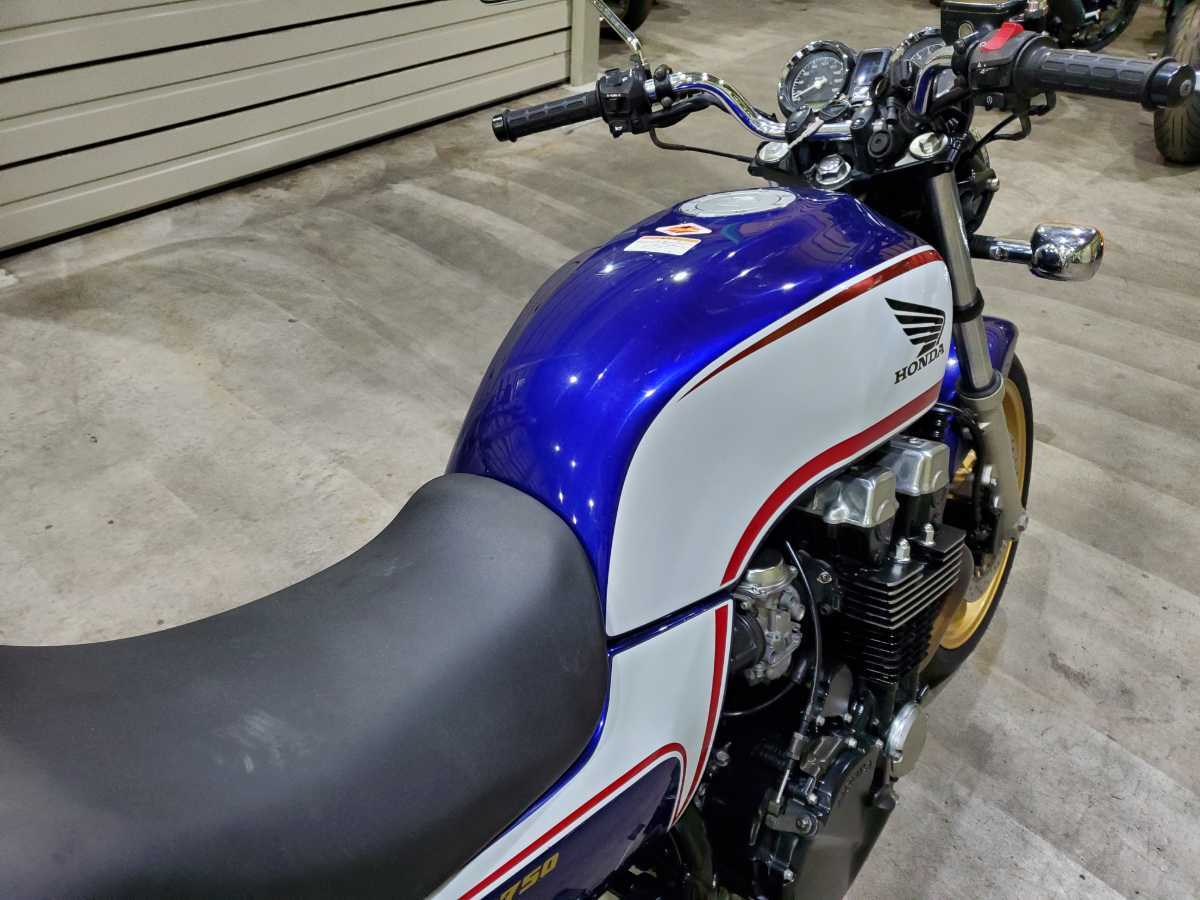 格安 RC42 後期モデル CB750 平成17年式 48408ｋｍ CBXカラー セル始動 ゴールドホイールの画像8