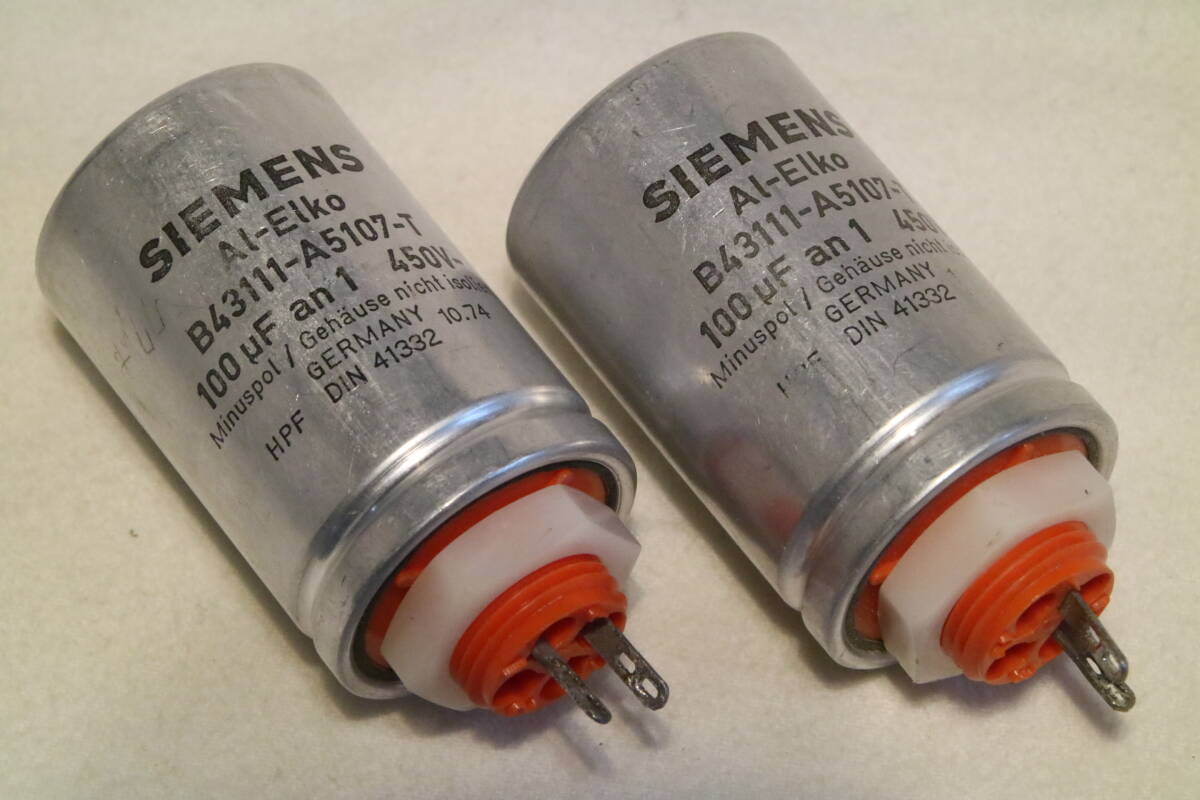 Siemens製 電解コンデンサー 100uF / 450VDC 中古品２本　（B)　　シーメンス_画像1