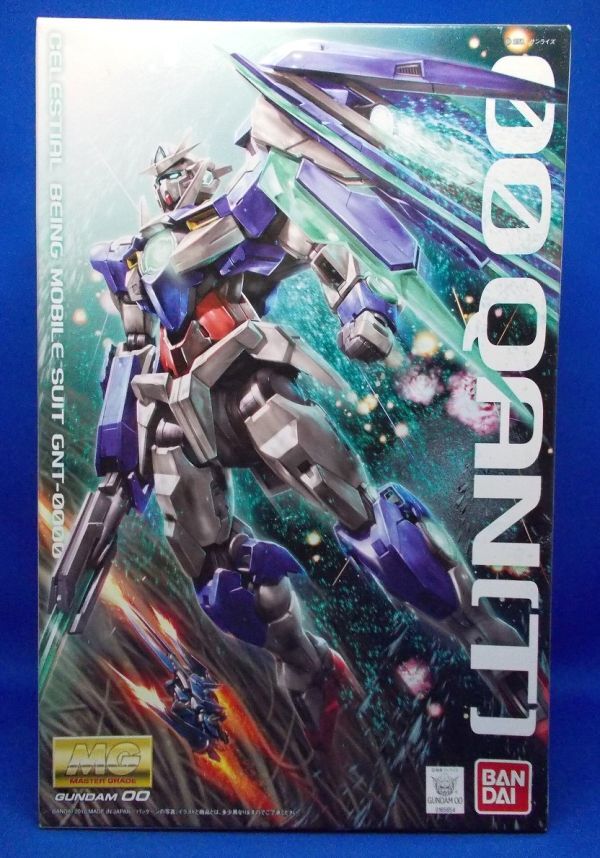 未組立 MG 1/100 ダブルオークアンタ 00 QAN［T］ GNT-0000 BANDAI 2010年 マスターグレード ガンダム00 A wakening of the Trailblazer