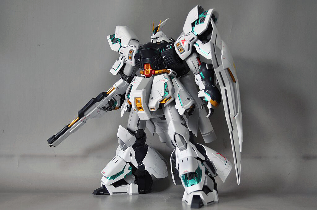 ☆1/100 MG アムロ専用サザビー Ver.Ka νガンダムカラー 塗装済完成品☆_画像3