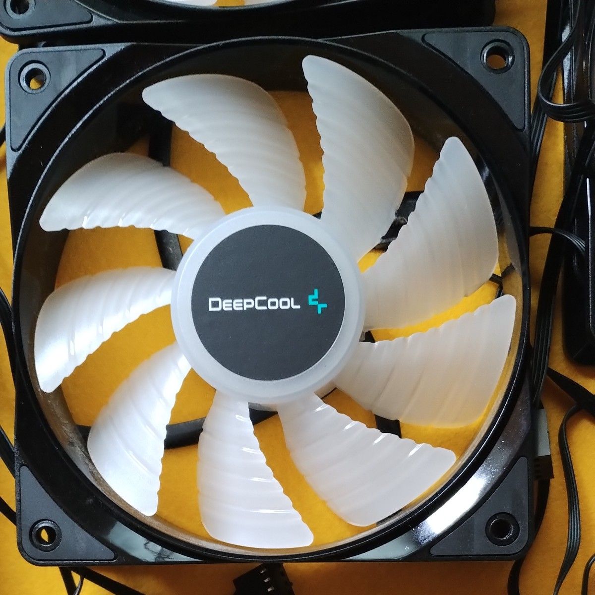 【5個セット】DEEPCOOL 12V RGB ケースファン RF120 黒（中古）