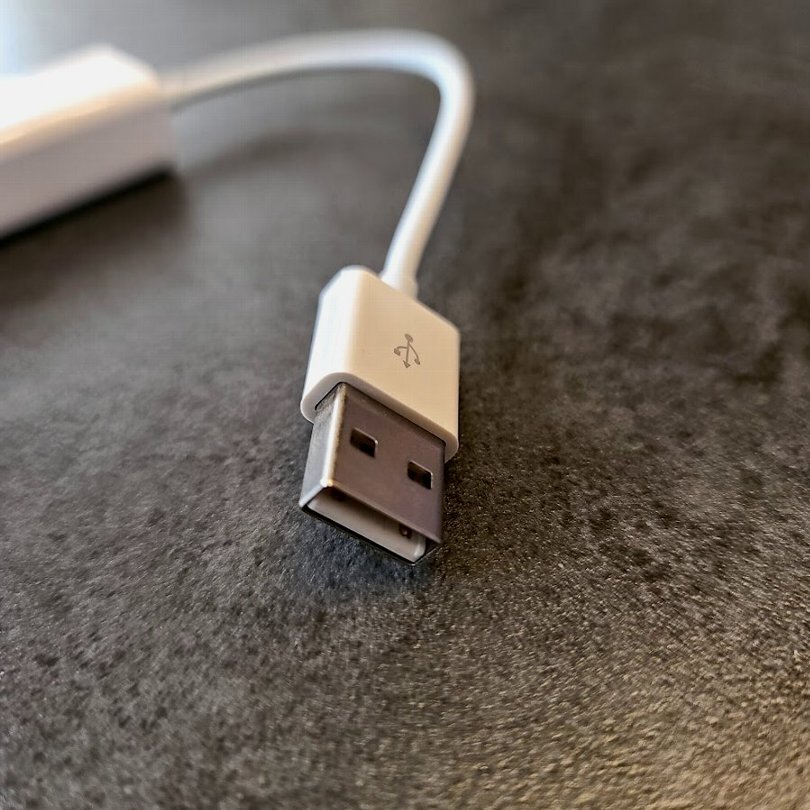 【送料無料】 Used Apple USB Ethernet アダプタA1277 アップル 純正 美品の画像3