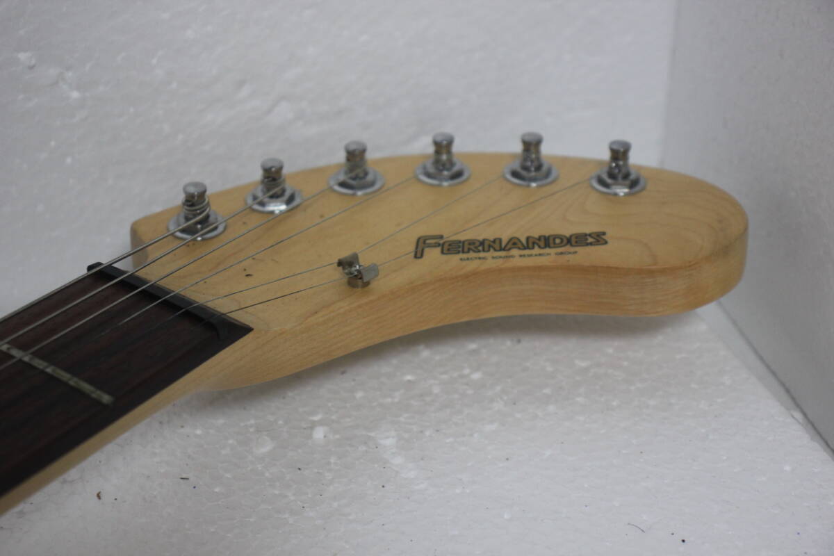 【音割れジャンク現状品】FERNANDES ZO3 ユニオンジャック スピーカー内蔵ミニエレキギター フェルナンデス ジャンクの画像4