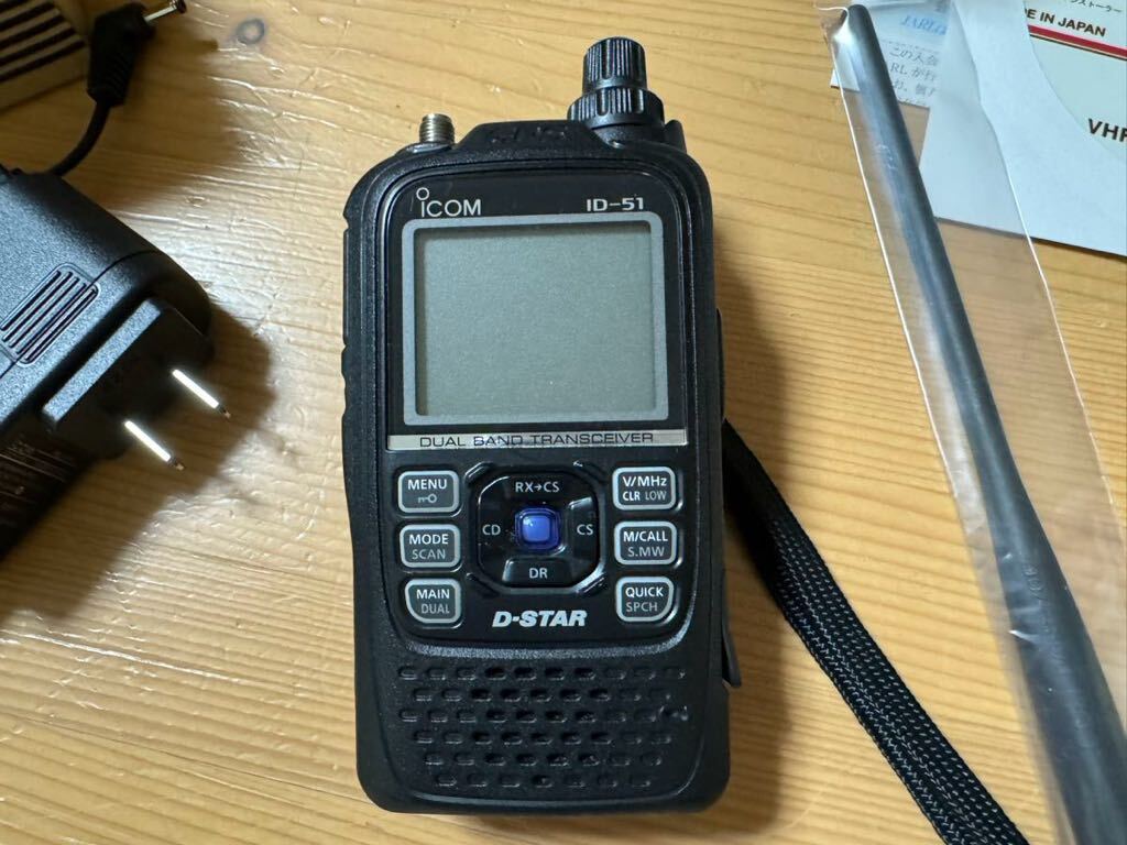 美品 ICOM アイコム ID-51 ハンディ無線機 144/430MHz 取説・元 美品 ICOM アイコム ID-51 ハンディ無線機 144/430MHz 取説・元
