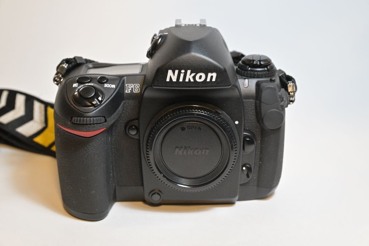 Nikon ボディ F6 動作確認済 方眼マットスクリーン装着済 新品プロストラップつきの画像2