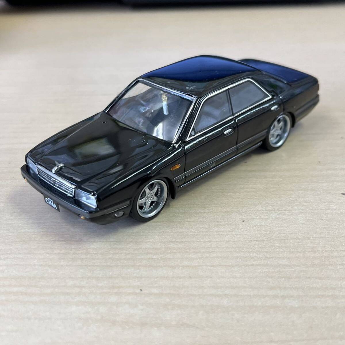 【TC0404（14）】京商 KYOSHO ニッサン 日産 Cima シーマ ミニカー ブラック コレクションの画像1