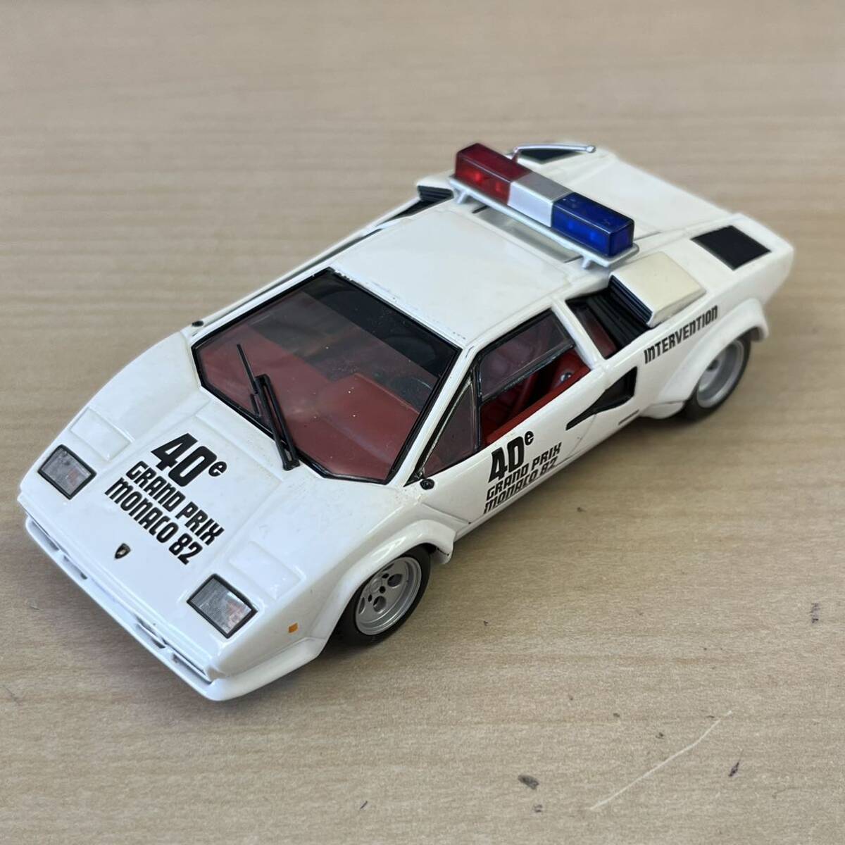 【TC0404（78）】イクソ ixo ランボルギーニ カウンタック LAMBORGINI COUNTACH 1/43 ミニカー コレクションの画像1