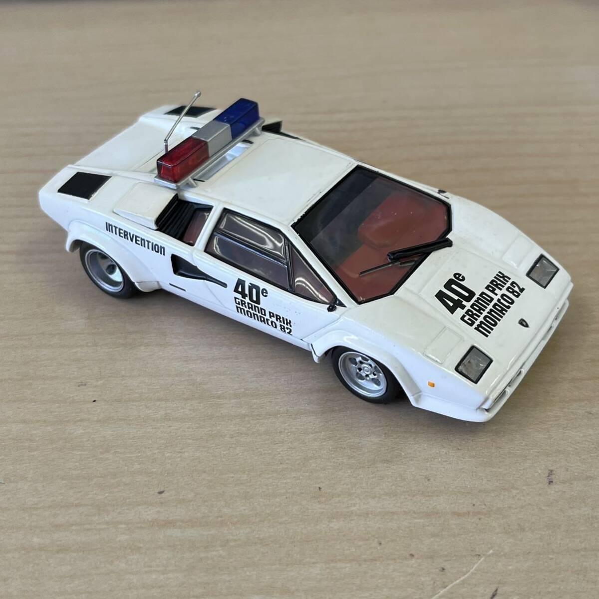 【TC0404（78）】イクソ ixo ランボルギーニ カウンタック LAMBORGINI COUNTACH 1/43 ミニカー コレクションの画像2