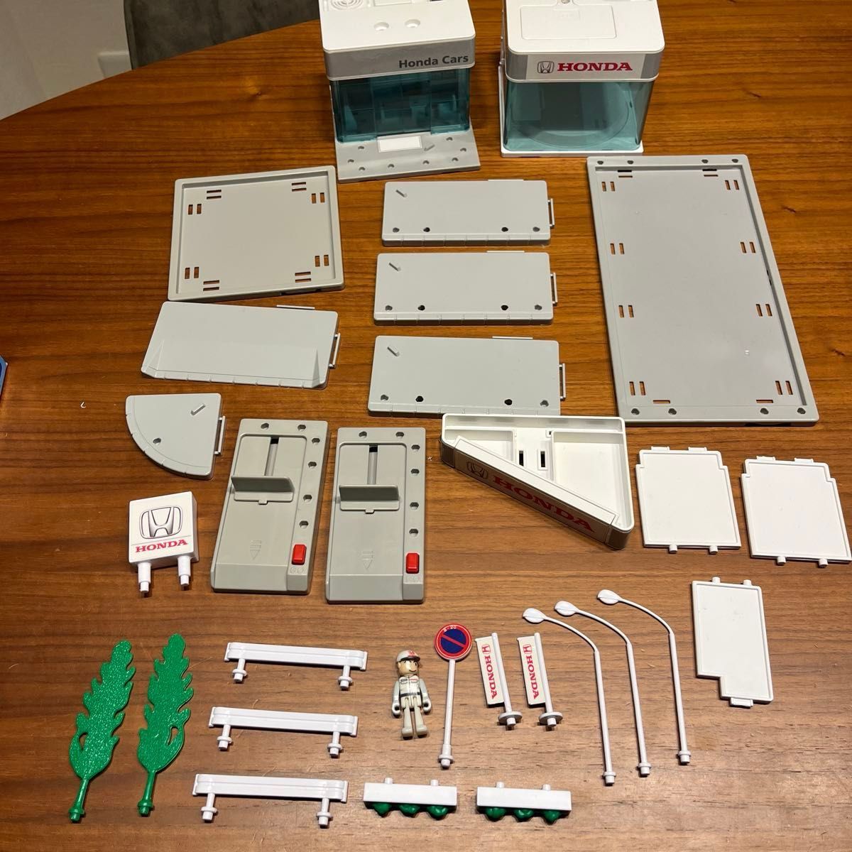 廃盤品】トミカタウン ホンダカーズ Honda Cars プラキッズ 廃盤品】トミカタウン ホンダカーズ Honda Cars プラキッズ