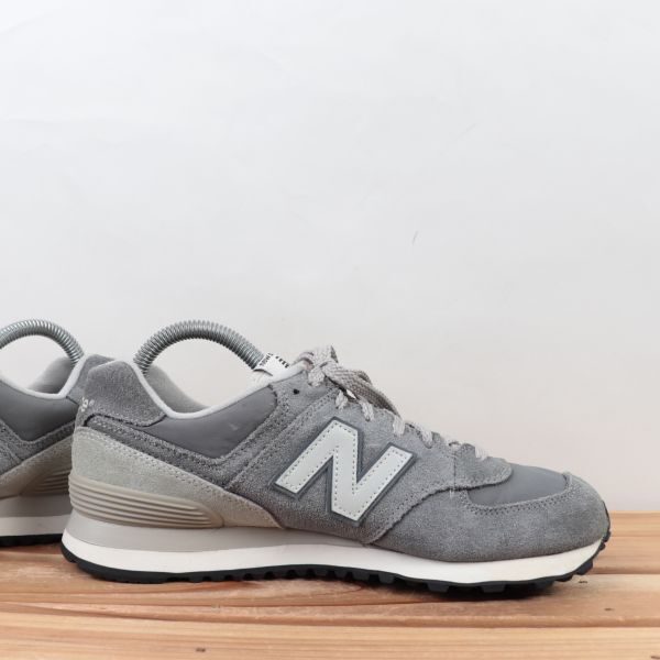 z1465【574】ニューバランス US7 25.0cm/灰 グレー 白 ホワイト newbalance メンズ ユニセックス スニーカー 中古_画像5