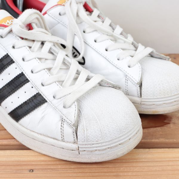 z1477 アディダス スーパースター US8 1/2 26.5cm/白 ホワイト 黒 ブラック 赤 レッド adidas SUPERSTAR メンズ スニーカー 中古_画像8