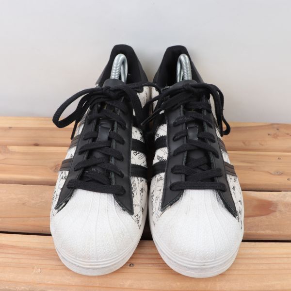 z1842 アディダス スーパースター US8 26.0cm/白 ホワイト 黒 ブラック 柄 ロゴ adidas SUPERSTAR メンズ スニーカー 中古_画像2