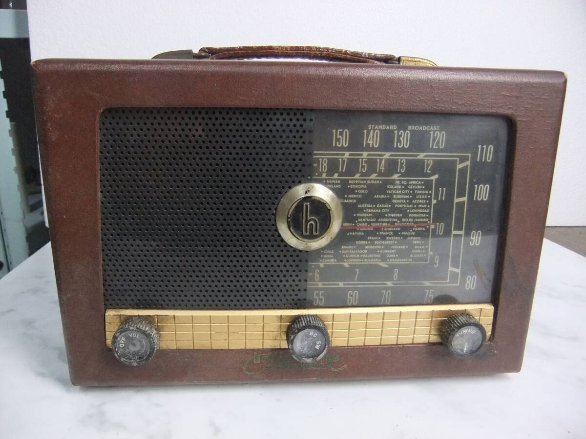 ハリクラフターズ 中波・短波ラジオ ＳＲ－４０です。古いもので動作確認できていませんのでジャンク扱いでお願いします。の画像1