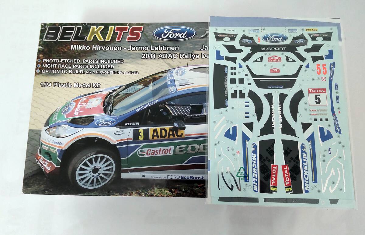 BELKITS 1/24 FORDフィエスタRS WRC＋PITWALLデカールの画像1