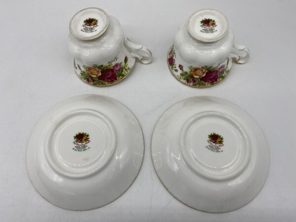 A4-842 ＊中古品＊ ロイヤルアルバート ＊ ROYAL ALBERT ＊ オールドカントリーローズ カップ＆ソーサー ペア 2客セット 洋食器の画像8