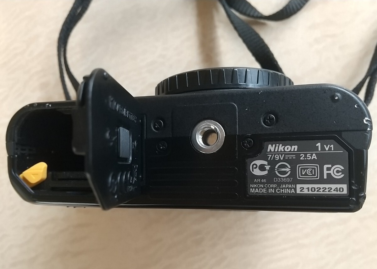 5950円 Nikon1 V1 ミラーレスファインダー搭載のプレミアム 5950円 Nikon1 V1 ミラーレスファインダー搭載のプレミアム