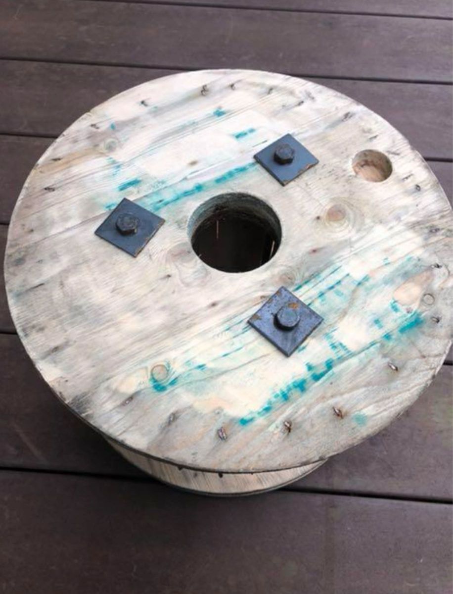 電線ドラム1個　最小？　送料込み　ガーデニング　チェア　花台　未塗装　DIY  電線ドラム 木製ドラム