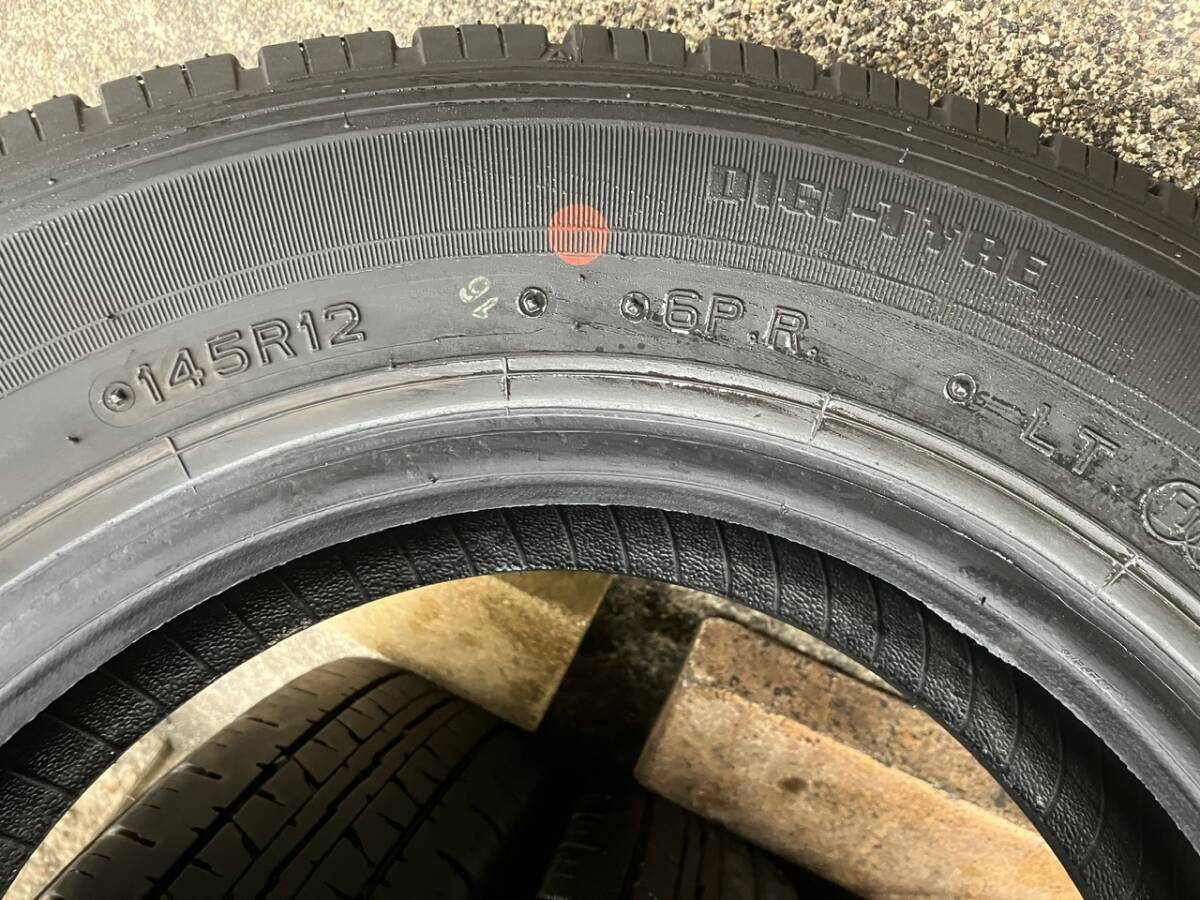 23製☆良品☆エコタイヤ☆バリ山★DUNLOP”ENASAVE VAN01”★145R12 6PR【4本セット】の画像9