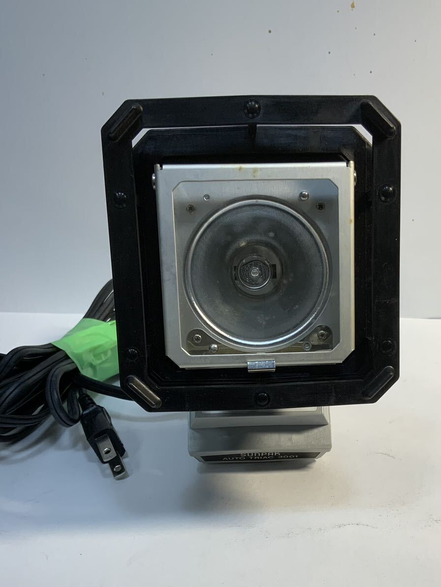Sunpak Video Light Auto Triac 3001 ビデオライト 説明書箱有/481 カメラ フラッシュ パーツ アクセサリー サンパック_画像3