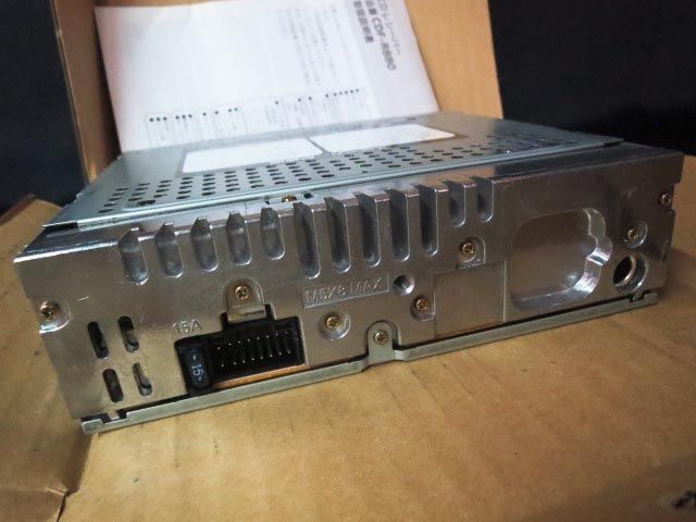 現状品 SANYO サンヨー CDF-R880 CD AUXラジオ 1DIN CDデッキ レシーバー【i】_画像4