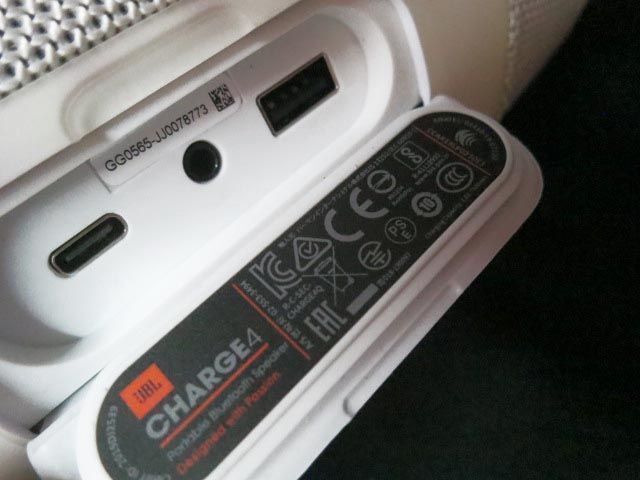 JBL CHARGE4 Bluetooth スピーカー 【i】_画像6