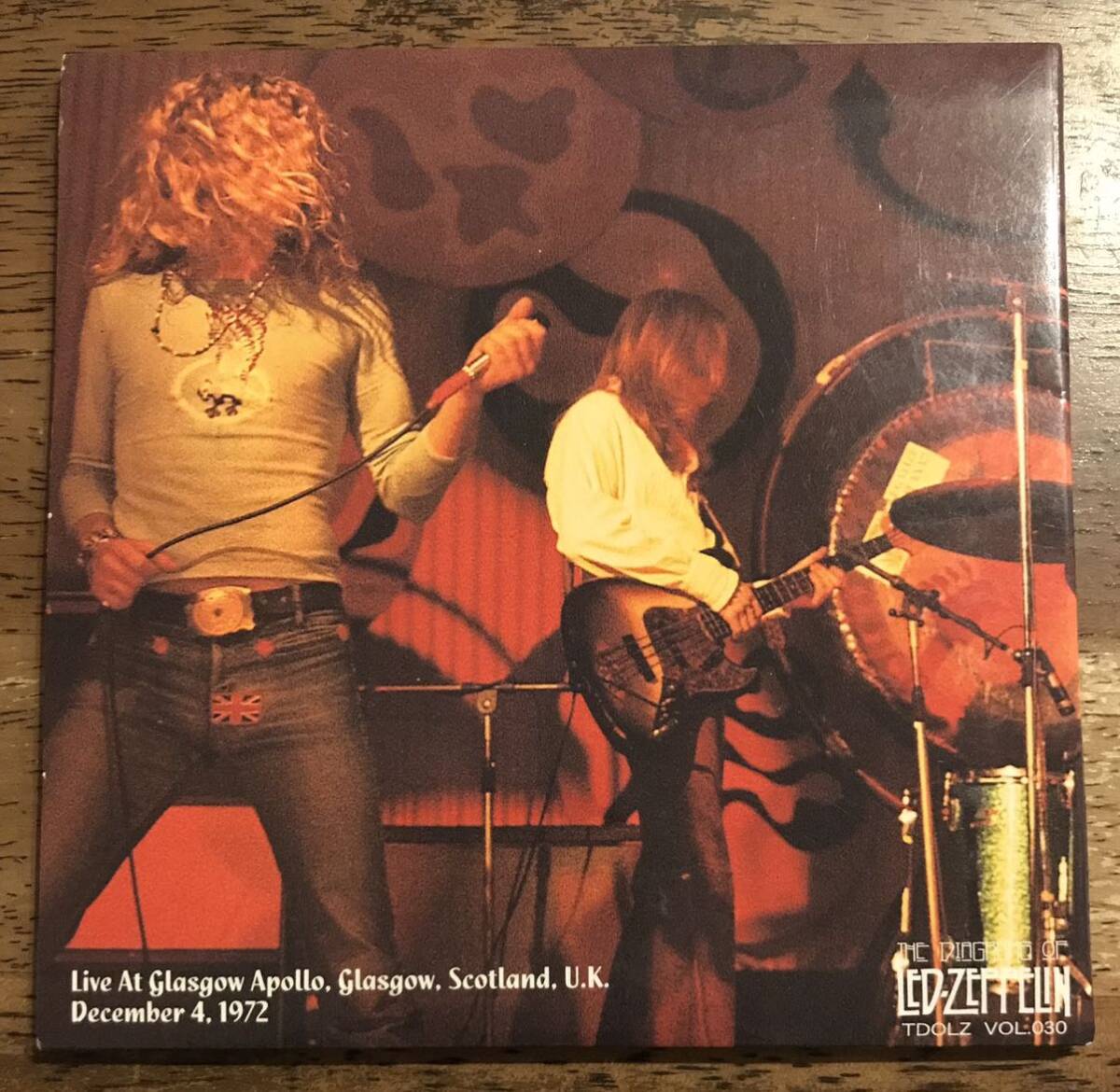Led Zeppelin レッドツェッペリン ■ Stuck On You (2CD) / Glasgow, December 4, 1972 / Excellent Audience Recordings / TDOLZ / Very R_画像3