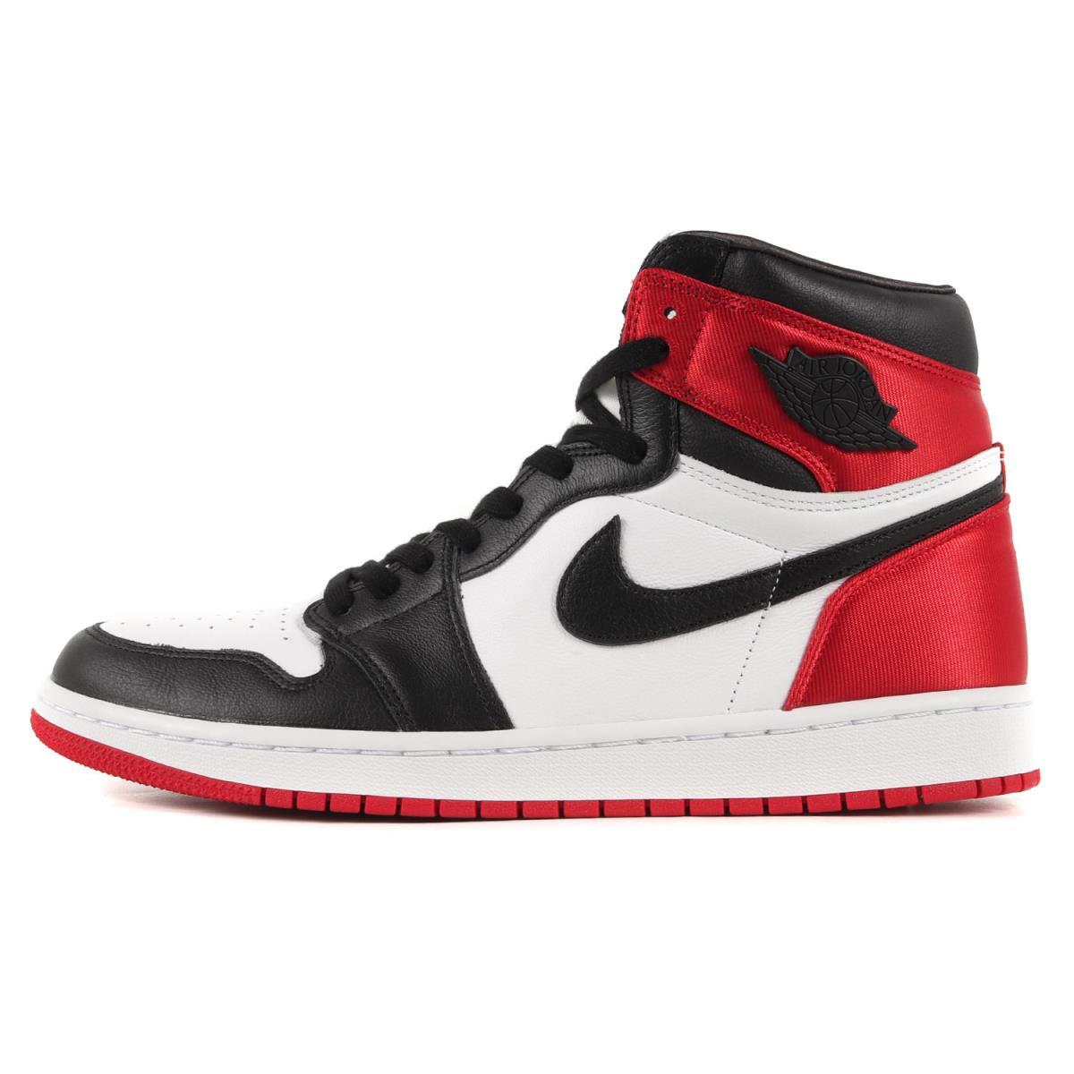 美品 NIKE ナイキ WMNS AIR JORDAN 1 RETRO HIGH OG SATIN BLACK TOE (CD0461-016) エア ジョーダン WMNS サイズ：US12 29.0cm_画像1