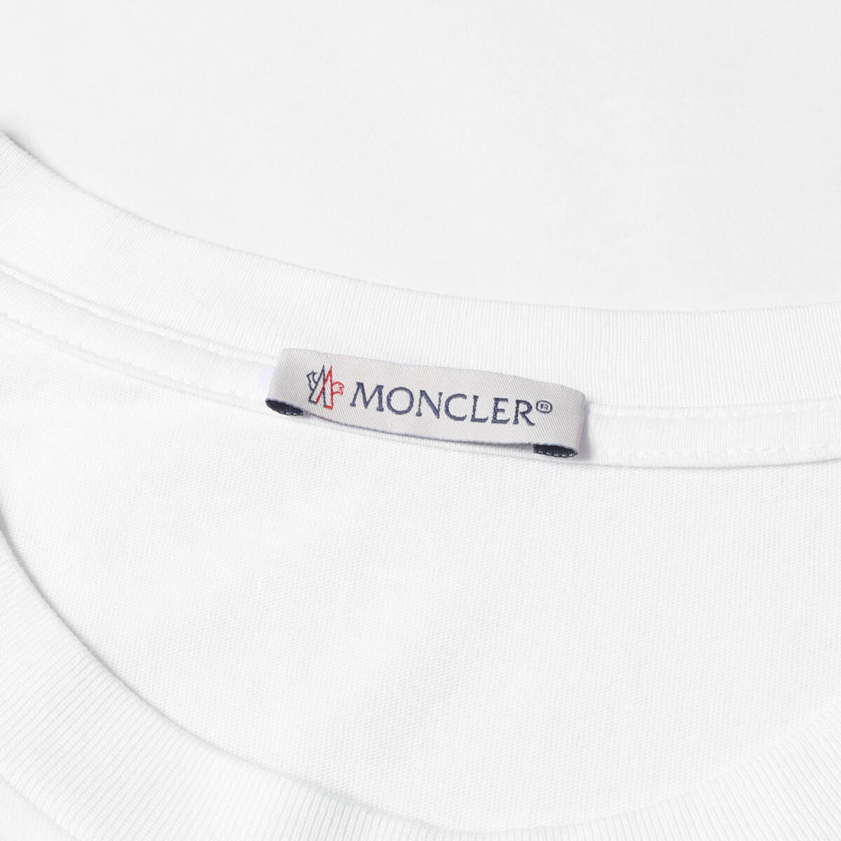 MONCLER モンクレール Tシャツ サイズ:M 20AW フロッキー ベロア ロゴ グラフィック 半袖 F20918C76510 829H8 ホワイト 白 トップス_画像3