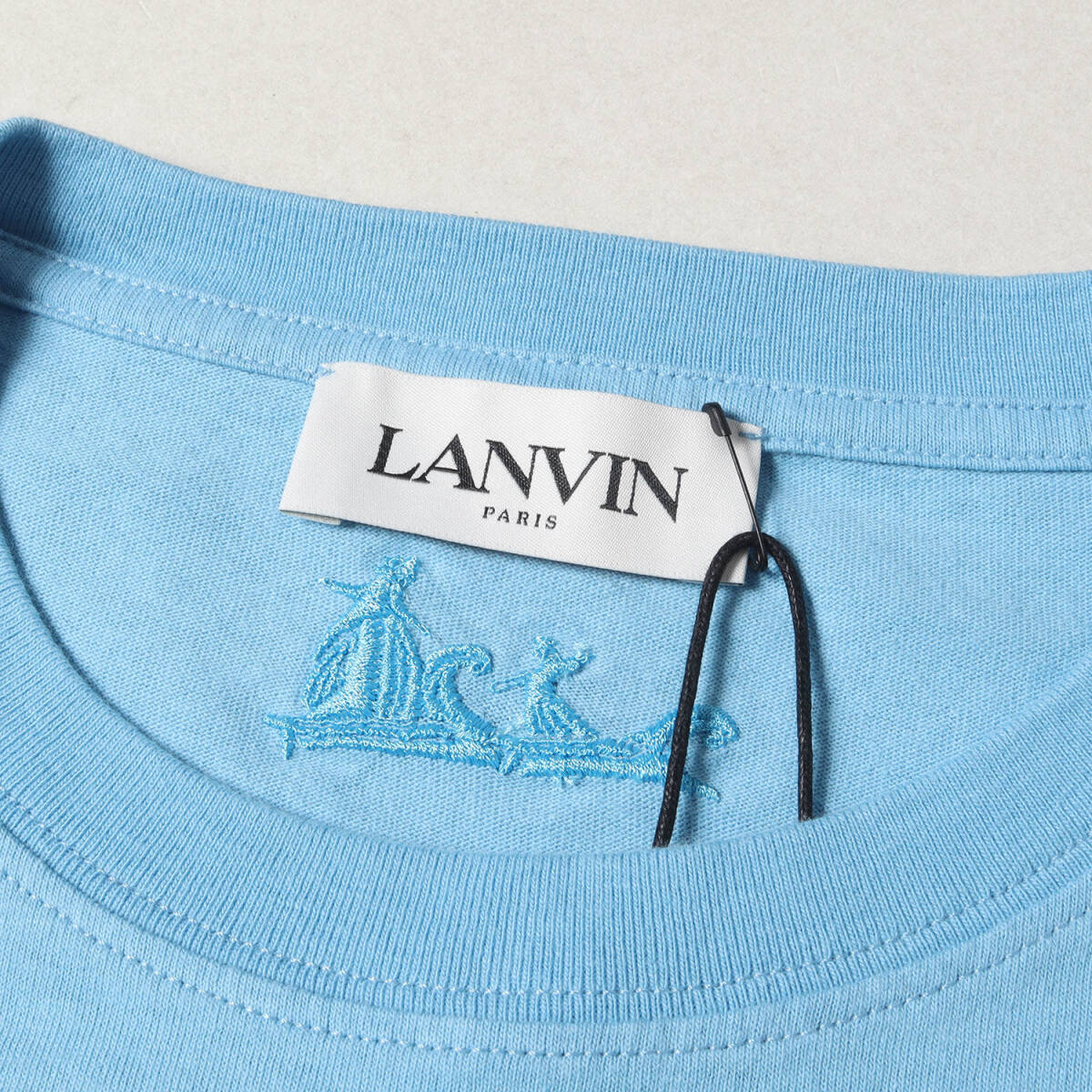 新品 LANVIN ランバン Tシャツ サイズ:XL 22AW グラデーション ロゴ サガラワッペン クルーネック 半袖Tシャツ ブルー系 イタリア製_画像3