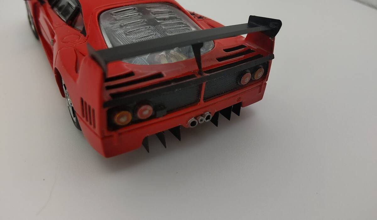 フェラーリF40 provance キット完成品 1/43_画像5