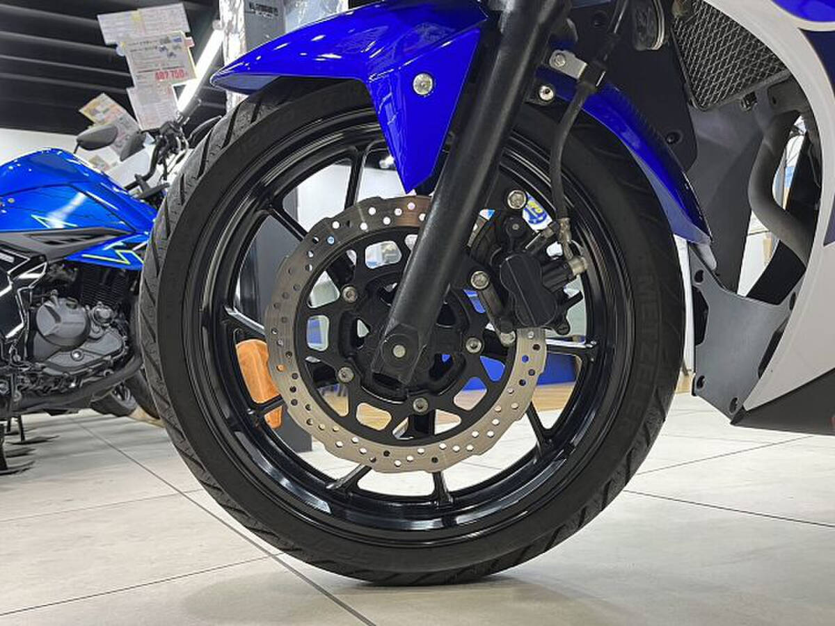 【MFＤ大阪府寝屋川店】SUZUKI　スズキ　ＧＳＸ２５０Ｒ　ノーマル_画像8