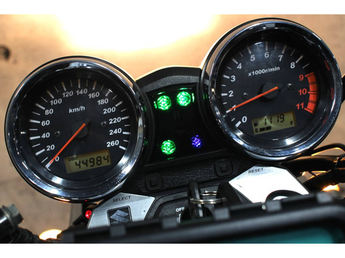 GSX1400　K7　ETC　社外ウィンカー　フェンダーレス　オイルクーラーコアガード等　スズキ最後の油冷ビッグバイク　ロナジャパン_画像5