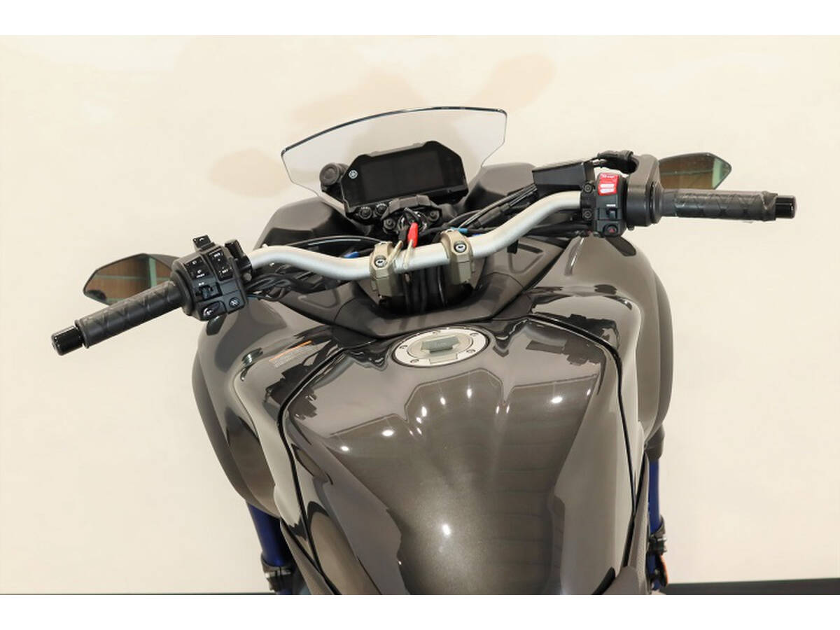 ヤマハ NIKEN(ナイケン）2018モデル 距離：44,127km ABS・クルコン・GPヒーター 大型3輪バイク！ 「ロナジャパン」_画像6